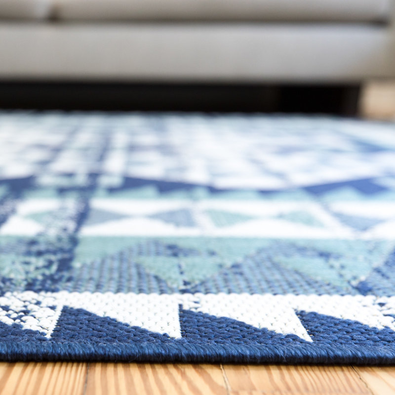 Tapis intérieur / extérieur bleu Bowers, Rectangle 5 pi 3 po x 7 pi