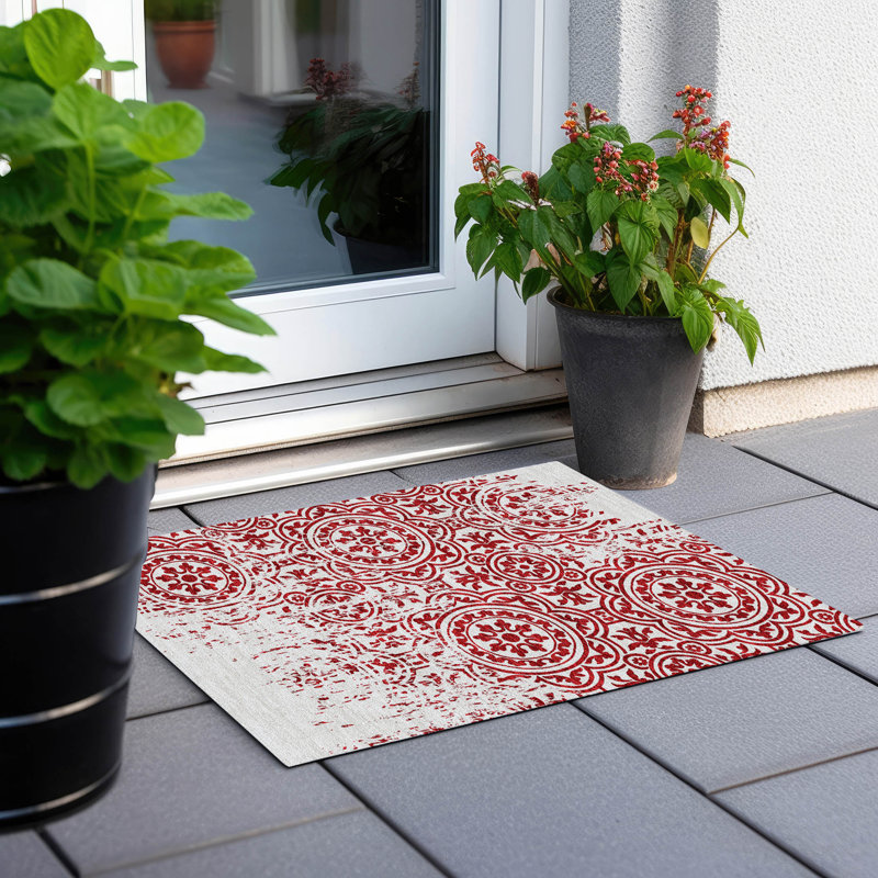 Lamanna Washable Oriental Indoor / Outdoor Rug, Rectangle 1'8" x 2'6"