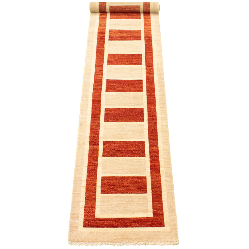 Tapis intérieur en laine beige/rouge 2 pi 6 po x 12 pi 10 po one-of-kind-noué la 2010 Burkinshaw