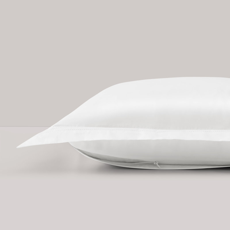 Yalda Euro Sham, White