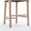 2 tabourets de bar style campagne française, en bois massif. Siège rembourré pour plus de confort. Et durable. Look décontracté et élégant. Chaises en bois beige (2) - et support en éponge confortable