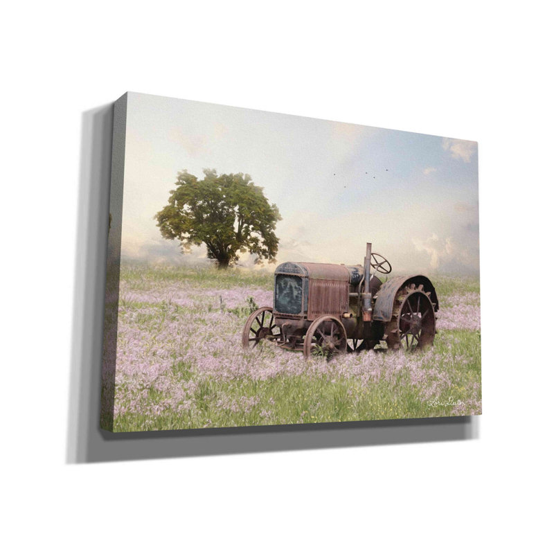 «Tractor at Sunset» par Lori Deiter, art mural sur toile, H 40 po l 54 po x P 1,5 po