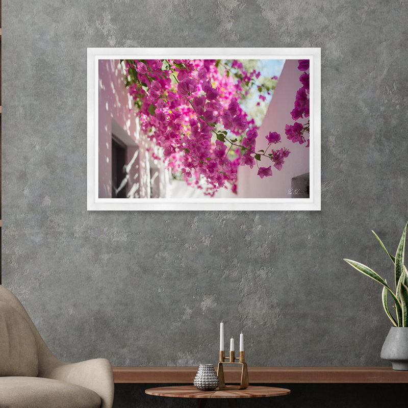 Bougainvillée ciel, Cadre blanc, H 29 po x l 42 po x P 1,5 po