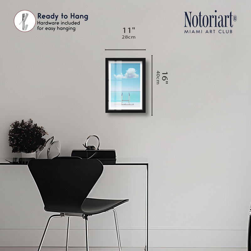«Pool Sky Shadowbox» par Notoriart, Noir, H 16 po x l 11 po