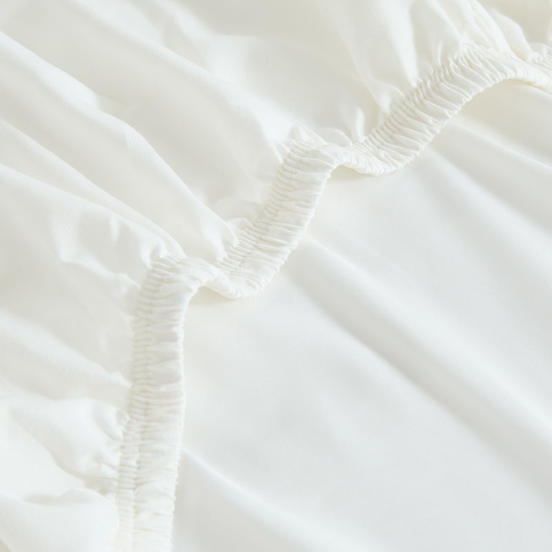 Verona Solid Sheet Set, Full Sheet Set with 4 Pilowcases, White