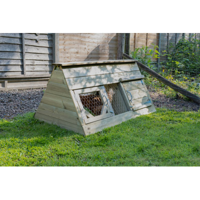 Chicken Coop with Chicken Run