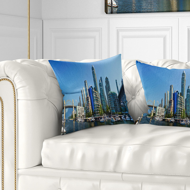 Belle vue de Vancouver - Coussin imprimé paysage urbain, 18 po x 18 po, Coussin décoratif