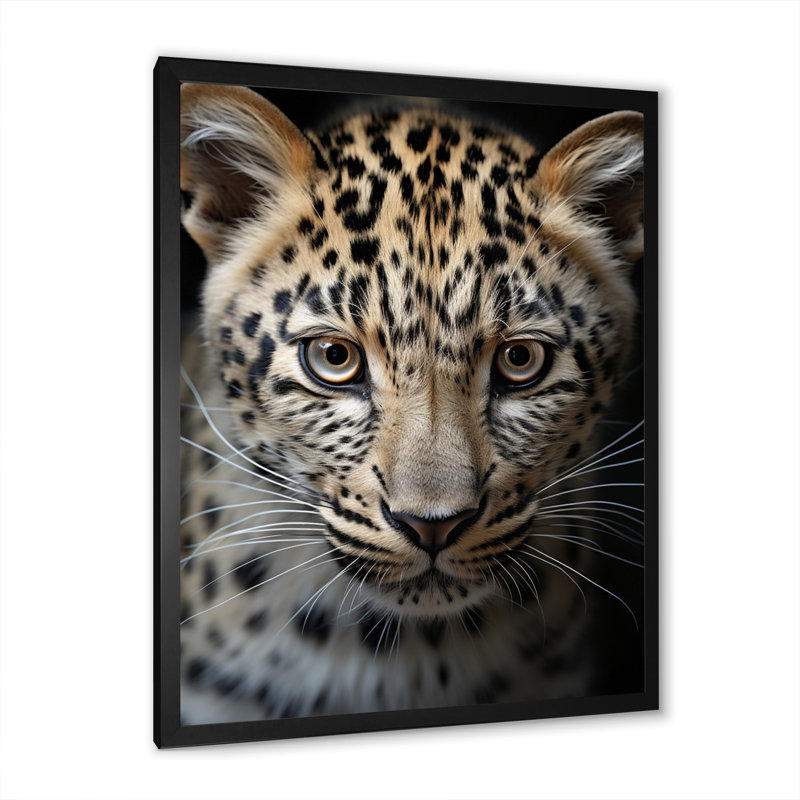 «Beran Cheetah Portrait Silent Stalk IV», reproduction sur toile, H 32 po x l 16 po x P 1 po, Cadre photo noir