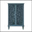 Armoire avec portes sculptées creuses-104742630