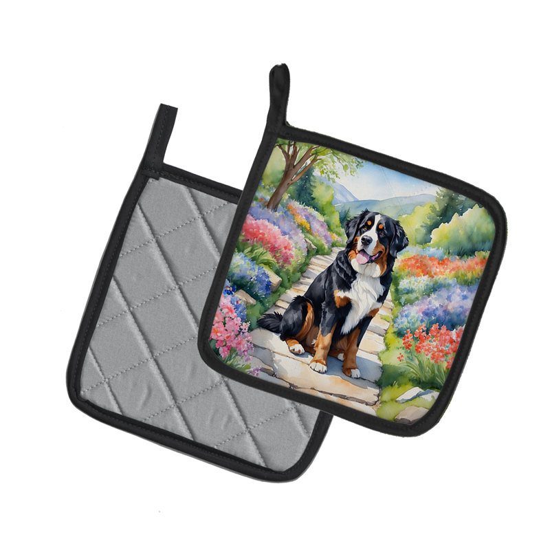 Caroline's Treasures Floral Polyester Potholder Set