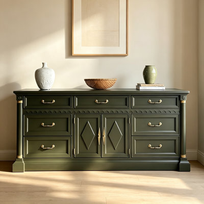 Large-Capacity Practical Sideboard