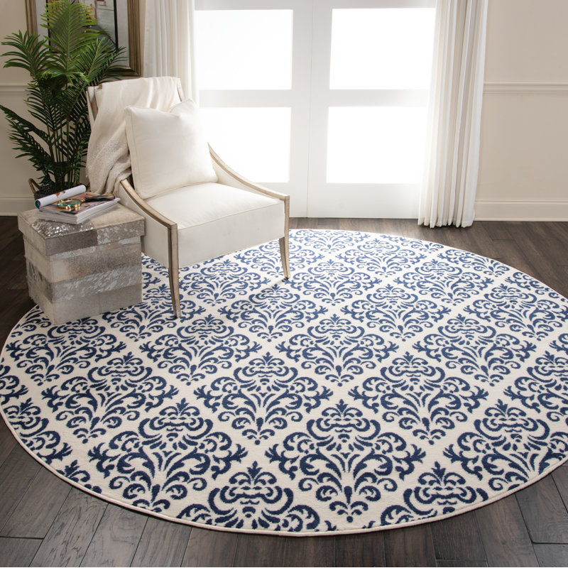 Gjuljeta Damask Indoor Rug, Round 8'