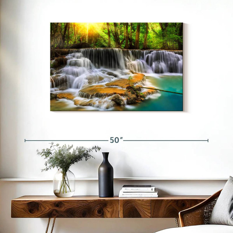 Kerrick Erawan Falls, H 24 po x l 36 po