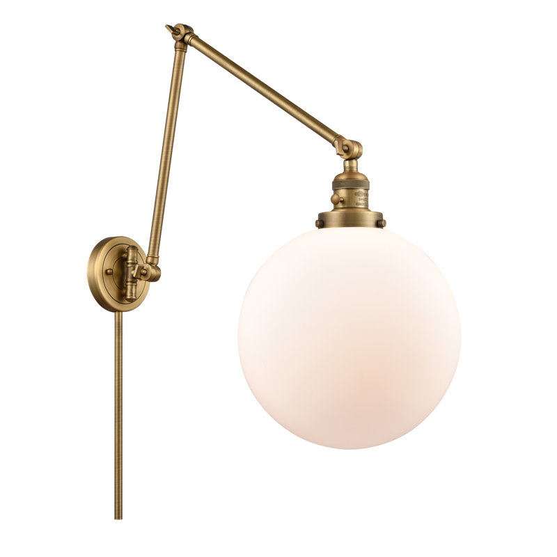 Bras pivotant à intensité variable à 1 lumière Maxwell, Blanc mat, Laiton brossé, H 34 po x l 12 po x P 34 po