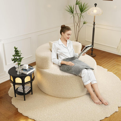 Fauteuil d'appoint simple de 37 po de largeur, chaises rondes avec coussin, fauteuil d'appoint de salon avec tissu en peluche confortable, salon moderne pour chambre à coucher, coin lecture (blanc)