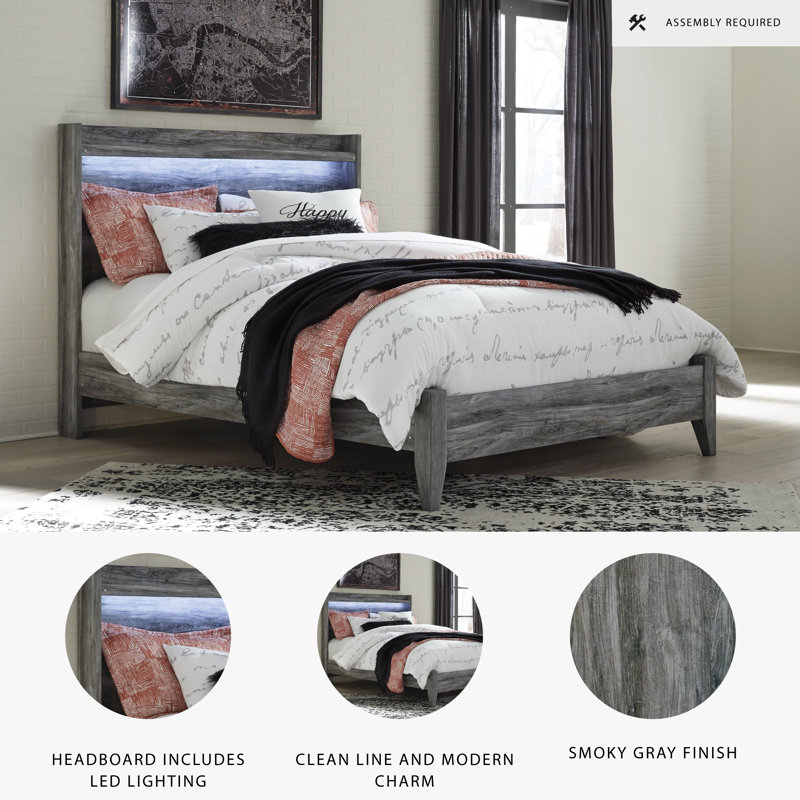 Kaisee Panel Bed, Queen