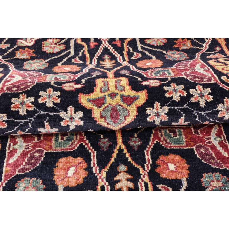 Wool Oriental Area Rug in Blue/Red/Beige/Gold, Rectangle 4' x 6'