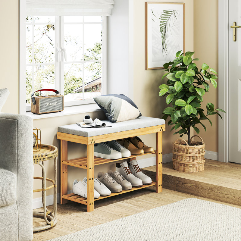 3 bancs de rangement avec coussin et tablettes réglables pour une entrée dans le salon