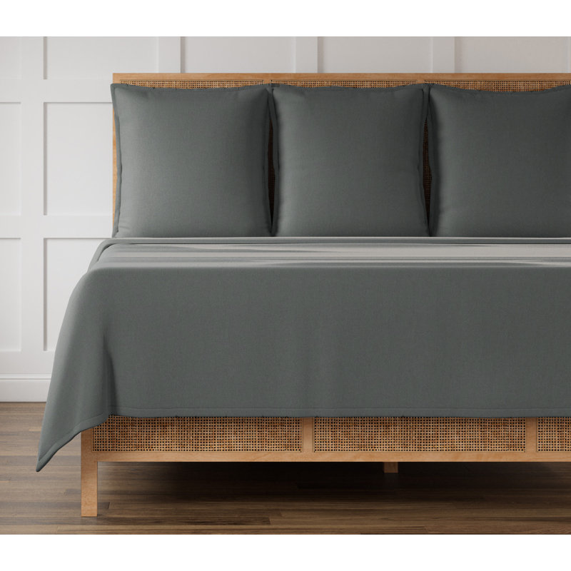 Lakewood Coverlet, Queen Coverlet + 5 Shams + 1 Throw Pillow