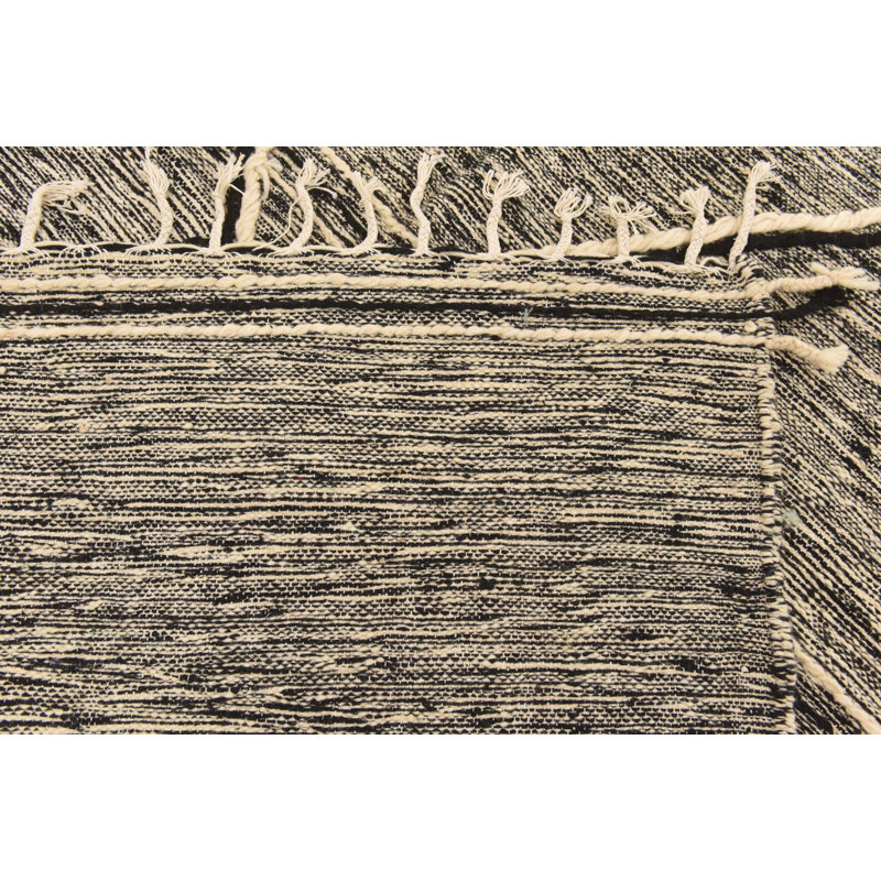 Tapis noir et blanc Julian