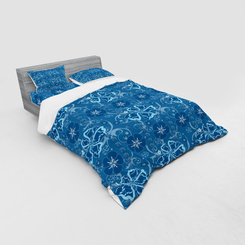 Farmhouse / Country Floral Duvet Cover, Queen Duvet Cover + 3 Additional Pieces