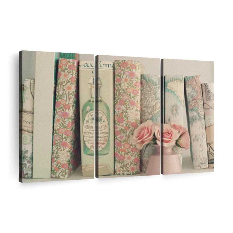 «Classic Charm Roses Wall Art» sur toile, H 42 po x l 65 po x P 1,25 po