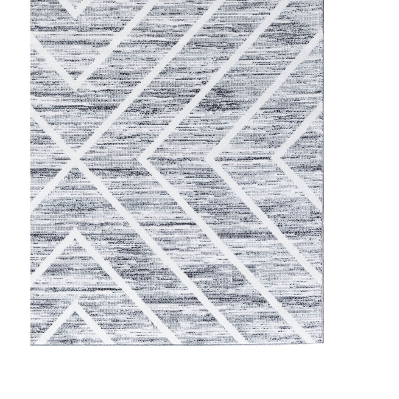 Sugra Geometric Indoor Rug, Rectangle 2'8" x 5'