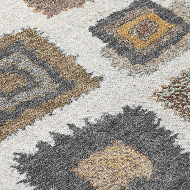 Machine Washable Indoor/Outdoor Xhevrie Ivory Rug, Rectangle 3' x 5'