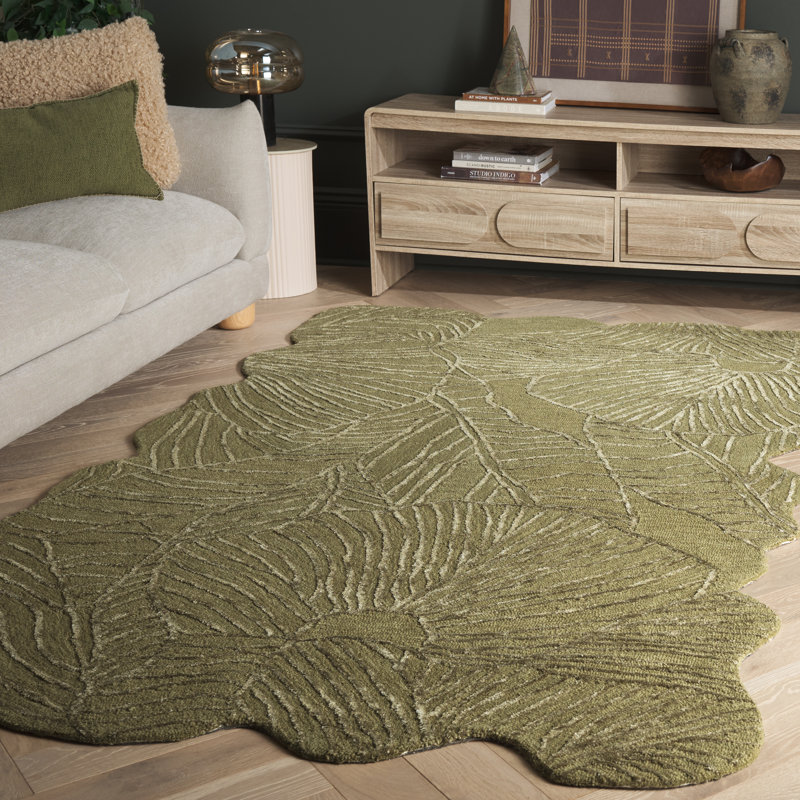 Soho 183 Hand Tufted Viscose; Wool Floral Rug in Green, Rectangle 5' x 8'