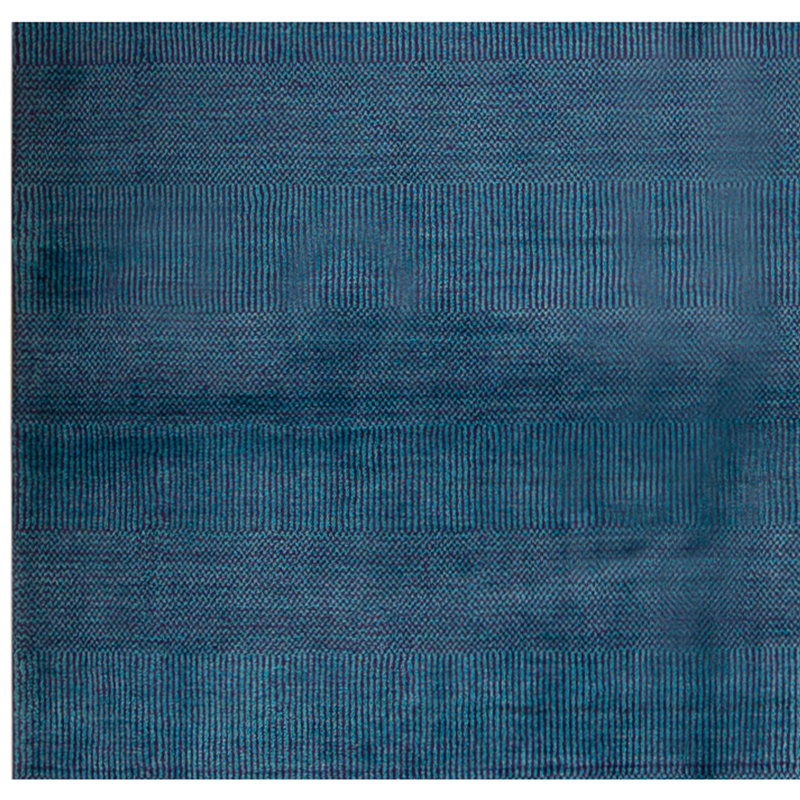 Hand Knotted Area Rug in Blue
