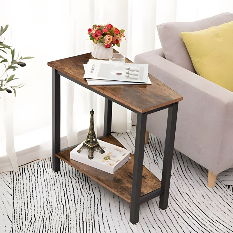 Table de bout industrielle avec rangement pour petits espaces