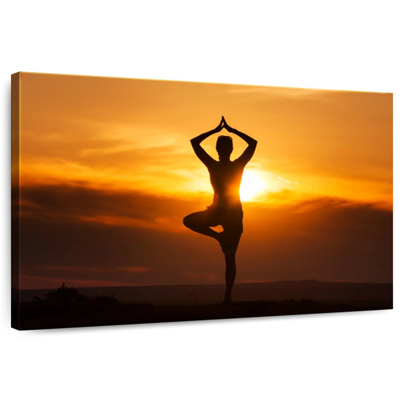 Silhouette de kerrick yoga au coucher du soleil, H 26 po x l 39 po
