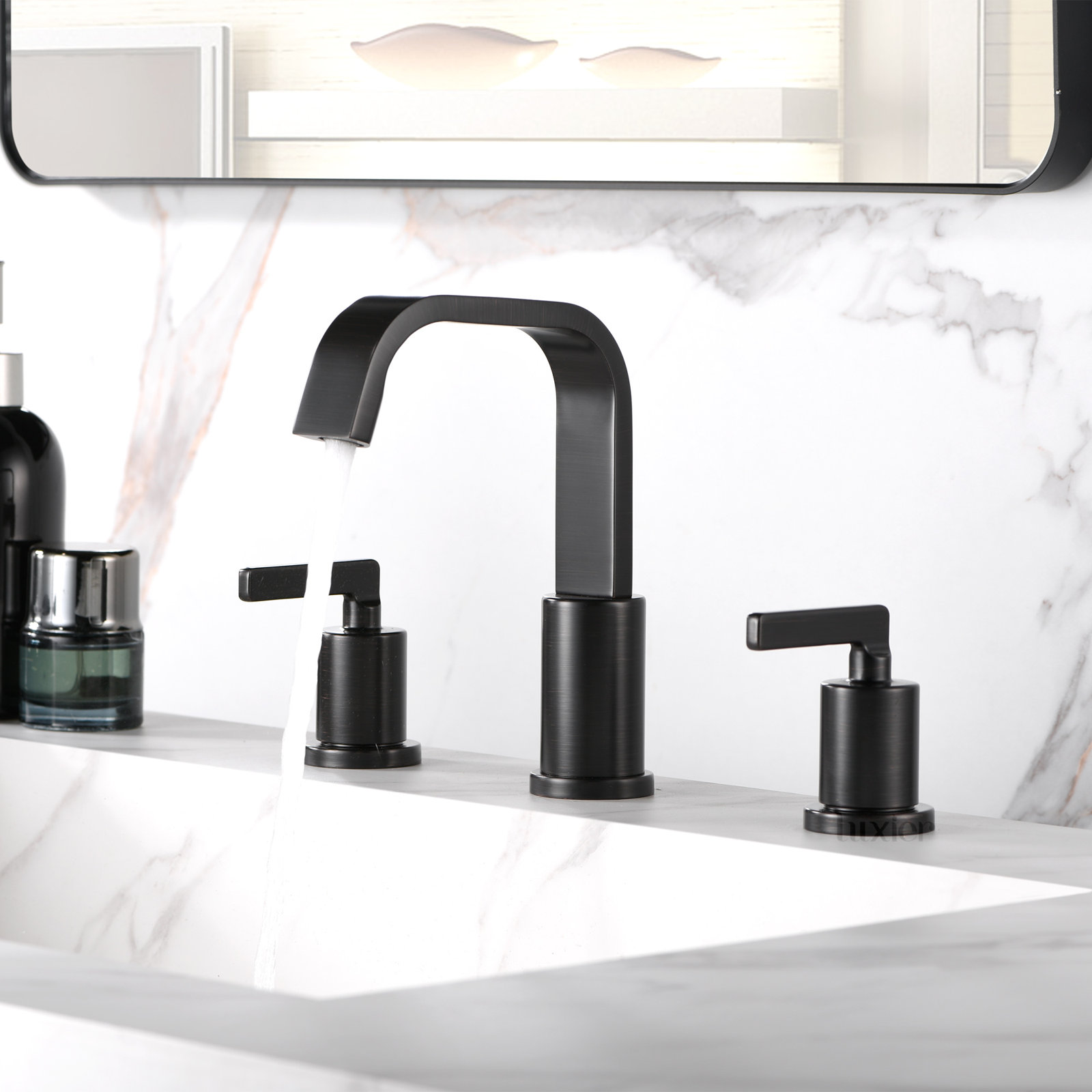 Widespread Bathroom Faucet with Drain Assembly, Oil Rubbed Bronze