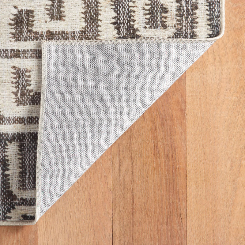 Gray and White Geometric Washable Synthetic Rug, 3' x 5'