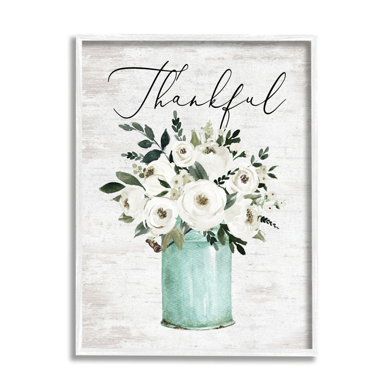 «Thankful Expression», bouquet de fleurs de renoncule blanc, pot de lait par lettres et lignes, H 20 po x l 16 po x P 1,5 po