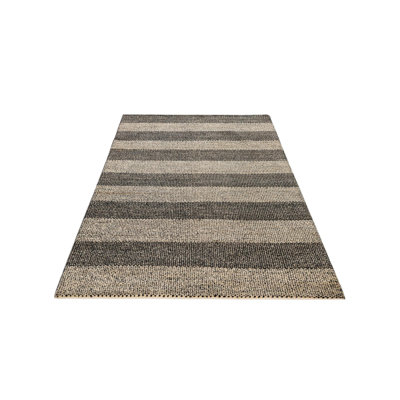 Tapis noir et blanc Neff