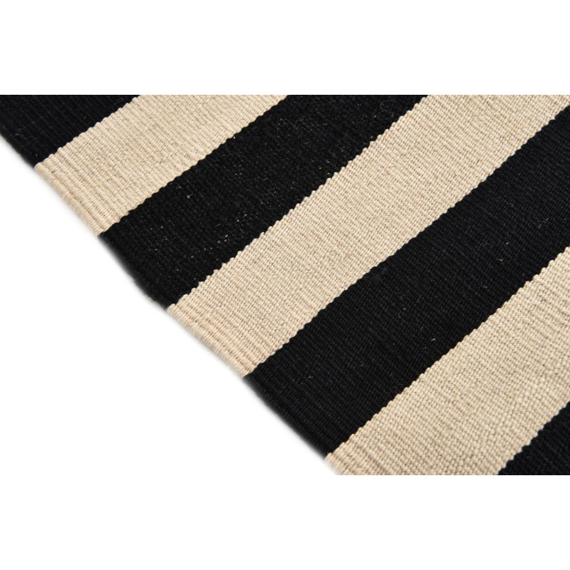 Tapis noir et blanc Orta