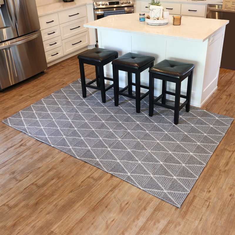 Schoenchen Traditional Flat Weave Charcoal Gray Lattice Indoor Area Rug - 5' x 7' 8", Rectangle 5' x 7'8''