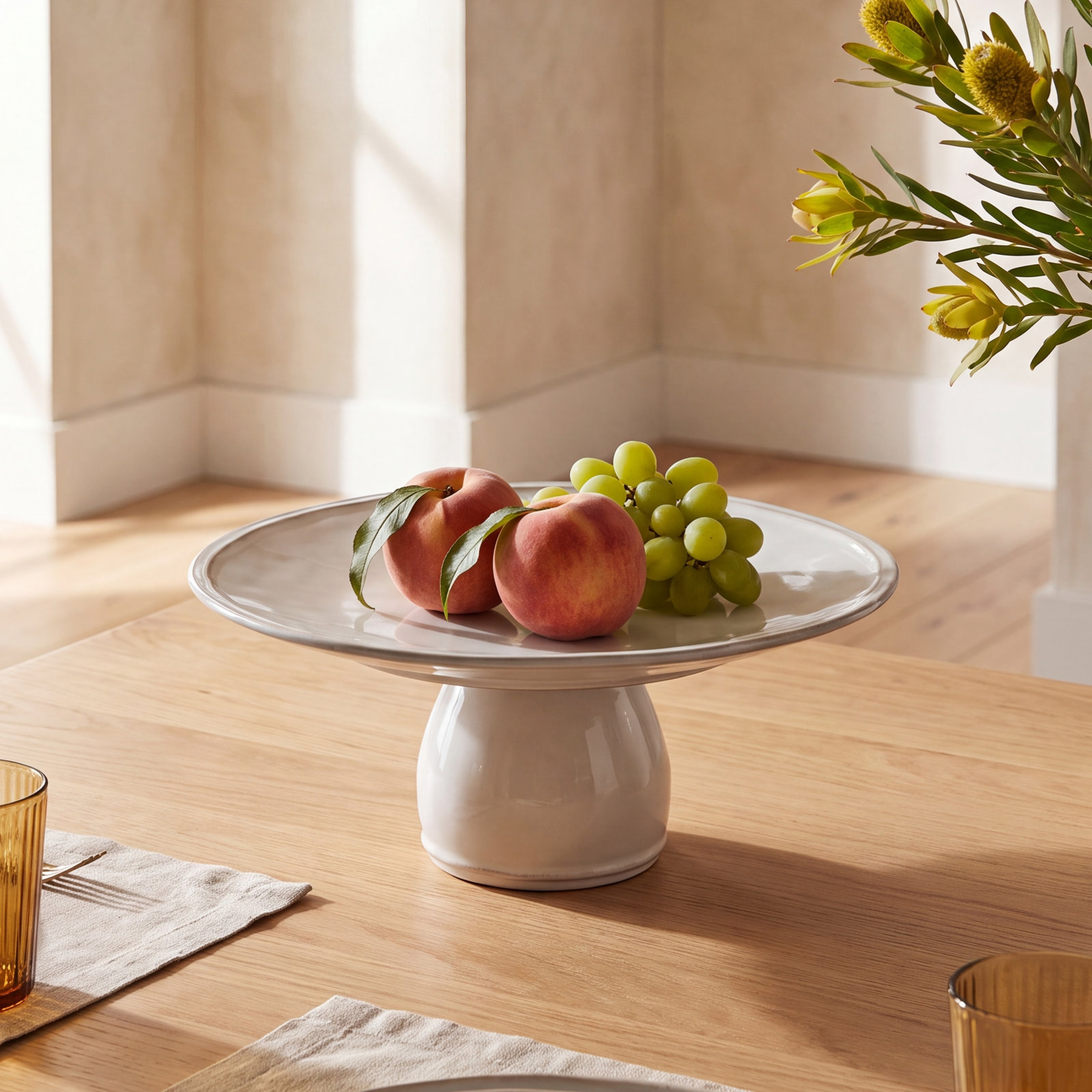 Fontana Stoneware Cake Stand