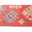 Tapis unique en laine noué à la main de style Gazni rouge / or des années 2010 de 5 pi 2 po x 7 pi Qaiden