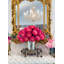 Grand arrangement de fausses fleurs de Austin