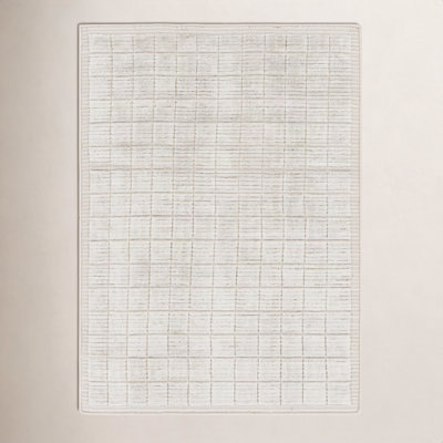 Jacey Hand-Woven Checkered Rug