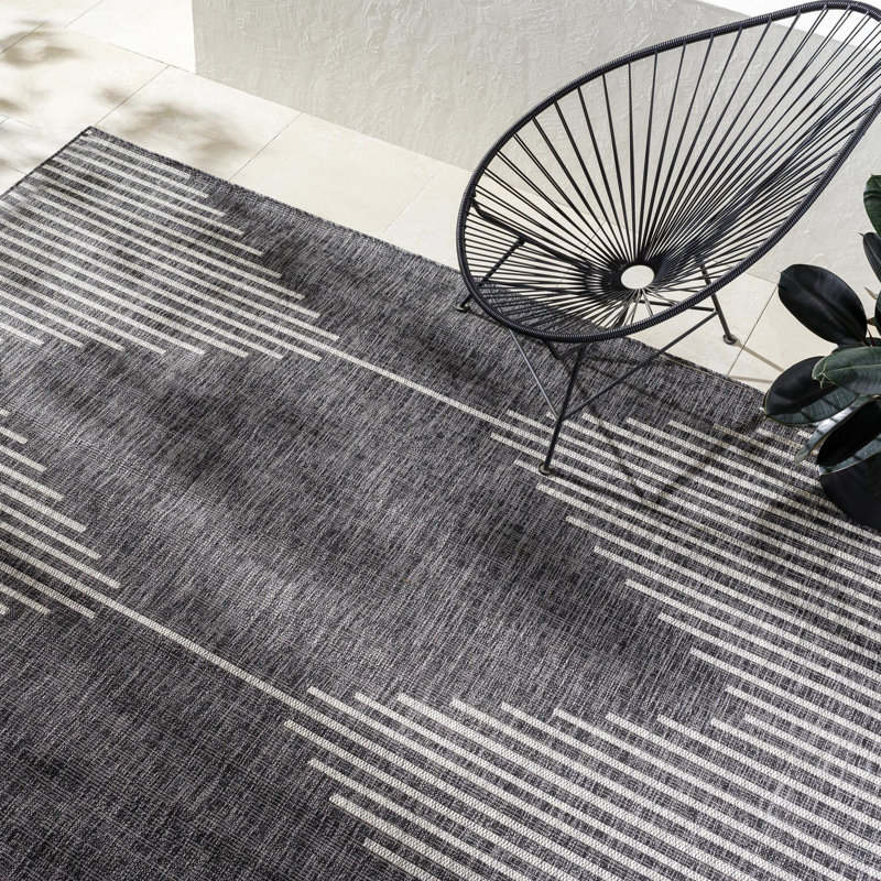 Abdulazeez Irielle Geometric Black Indoor/Outdoor Area Rug, Rectangle 2' x 2'11"