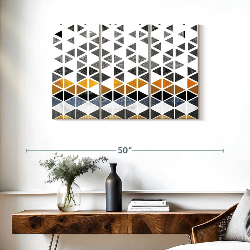 Motif géométrique triangulaire, reproduction sur toile, H 24 po x l 38 po x P 1,25 po