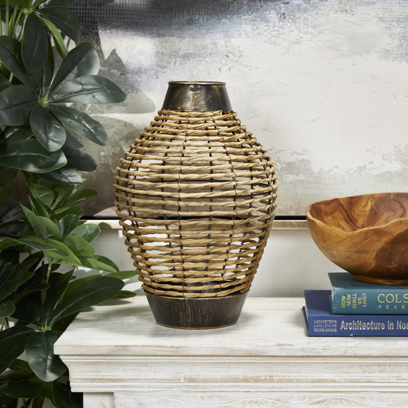 Kituku Handmade Plastic Rattan Table Vase