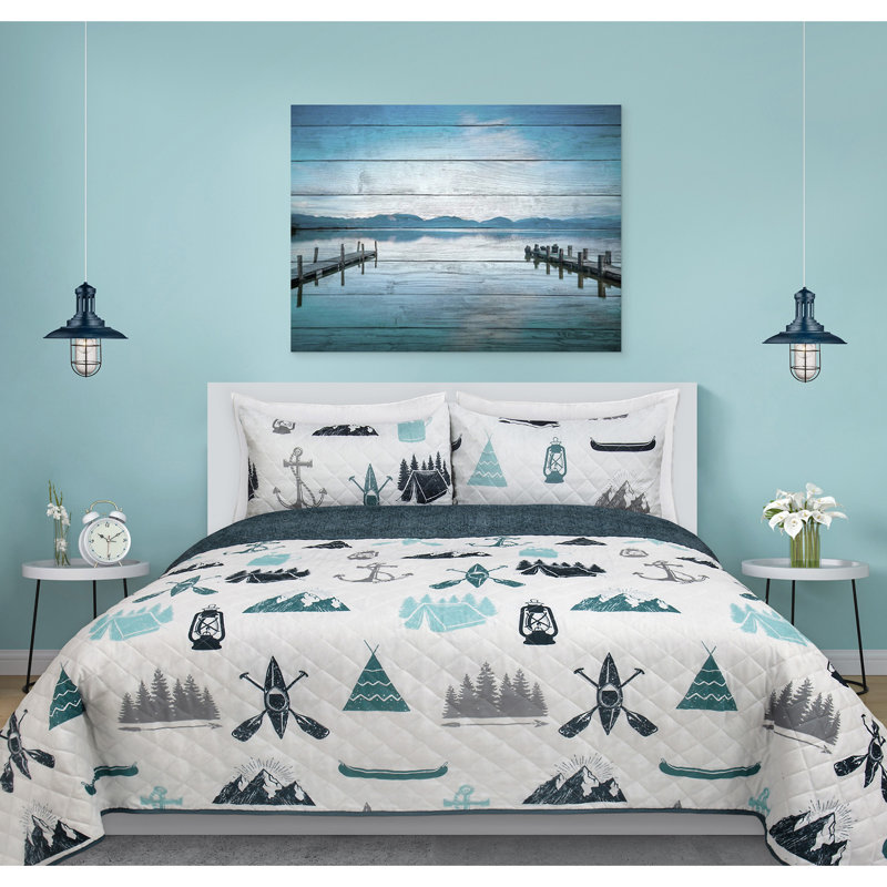 Quilt, Queen Quilt + 2 Shams