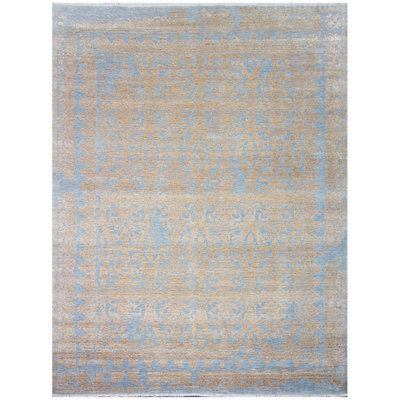 Damask Area Rug in Gold