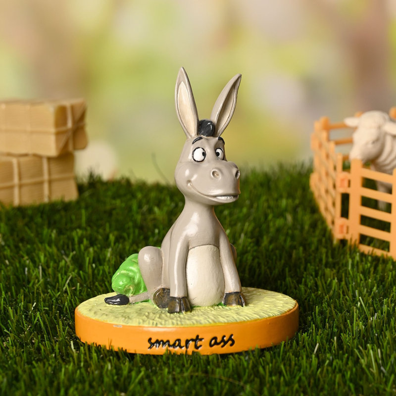 Resin Figurine / Sculpture Decorative Object