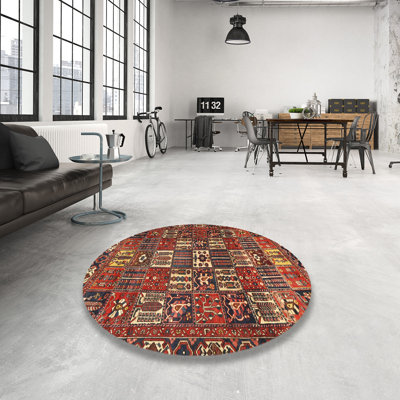 Tapis rouge / beige / noir