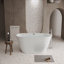 Baignoire autoportante en acrylique avec motif à losanges unique: forme ovale spacieuse, finition blanc brillant, trop-plein chromé et bonde escamotable